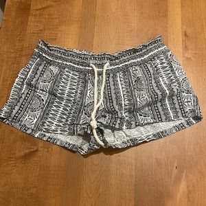 Roxy shorts